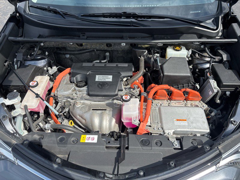 Used 2017 Toyota RAV4 Limited image 41