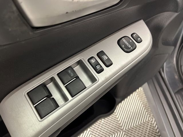 Used 2012 Toyota Camry SE image 31