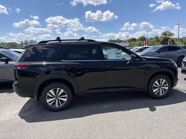 New 2026 Nissan Pathfinder SL AWD/4WD image 4