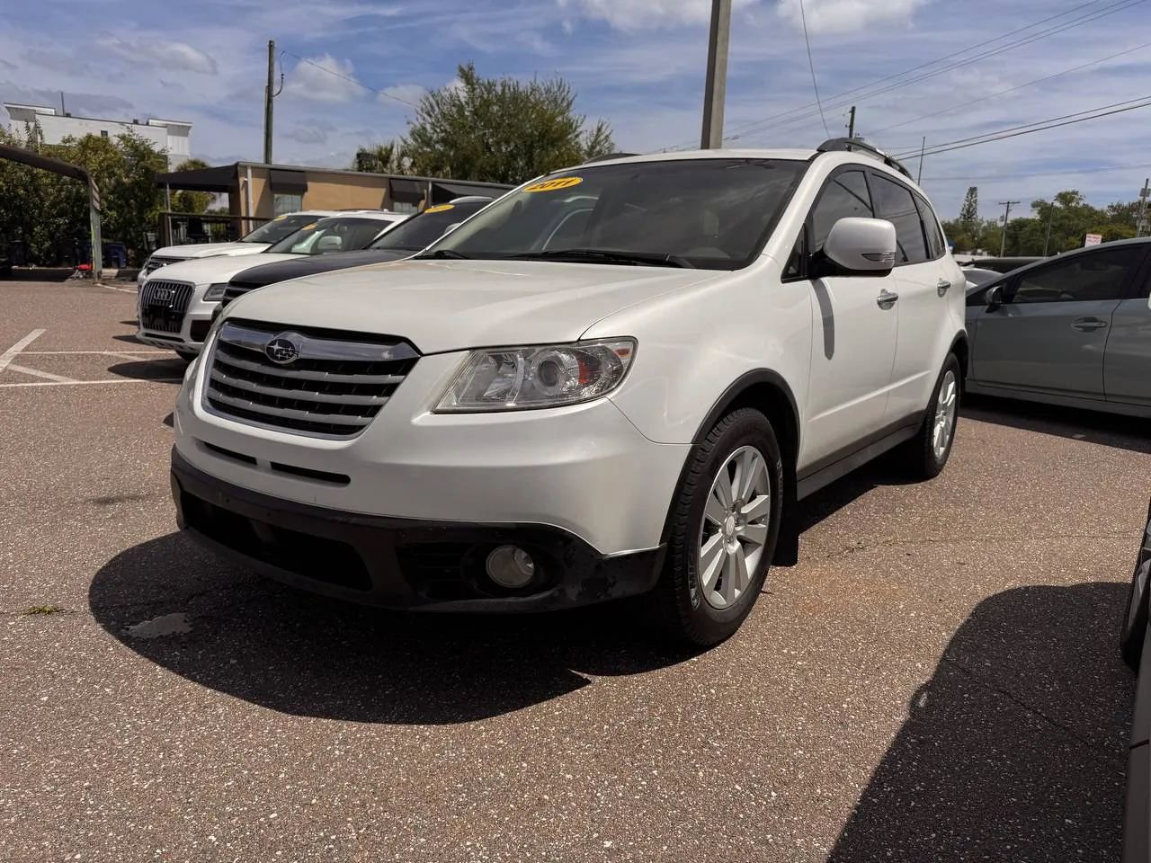 Used 2011 Subaru Tribeca Limited w/ PWR Moonroof Pkg AWD/4WD image 3
