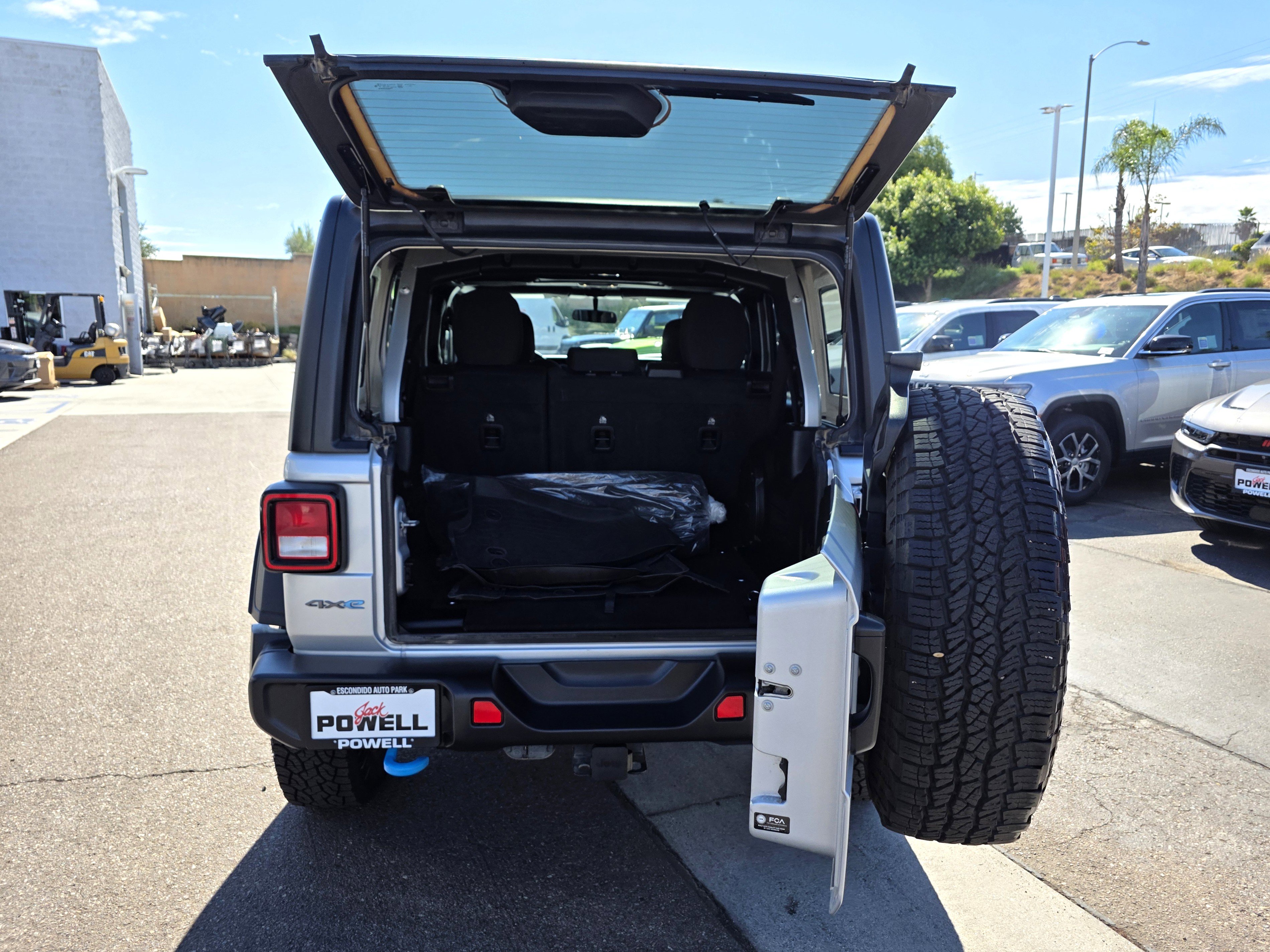 Certified 2023 Jeep Wrangler Unlimited image 19