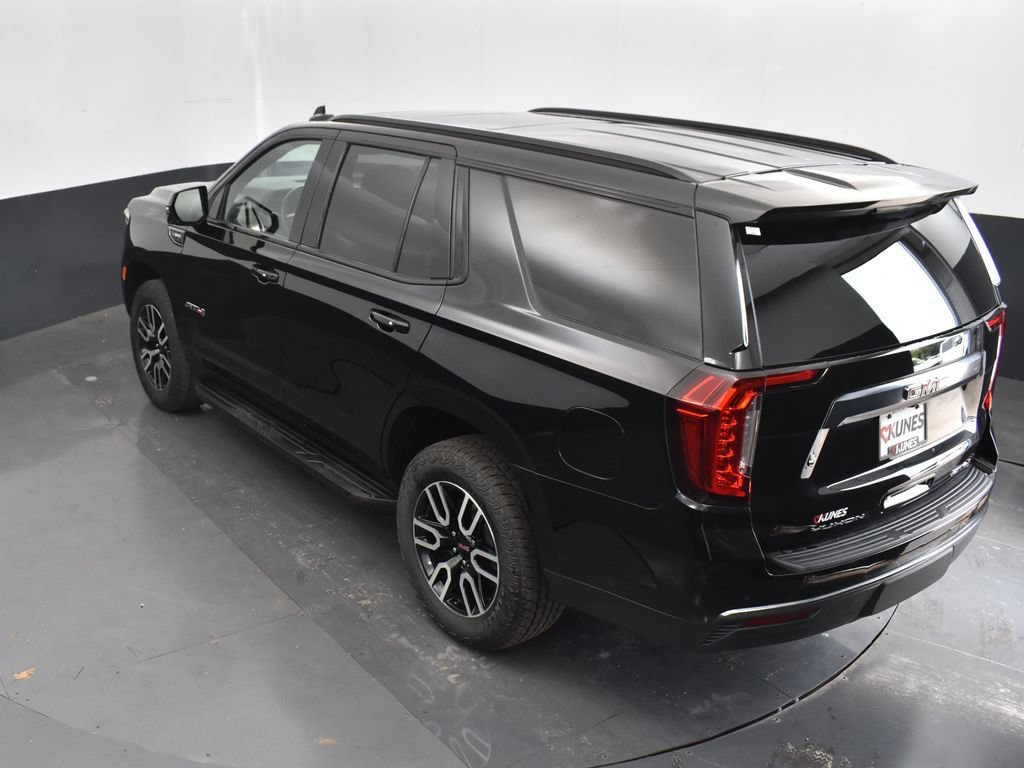 Used 2024 GMC Yukon AT4 w/ Technology Package AWD/4WD image 36