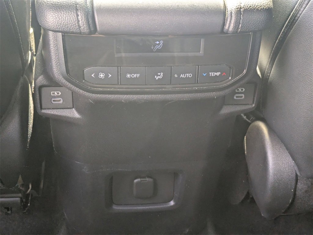 Used 2025 Toyota Grand Highlander AWD image 26