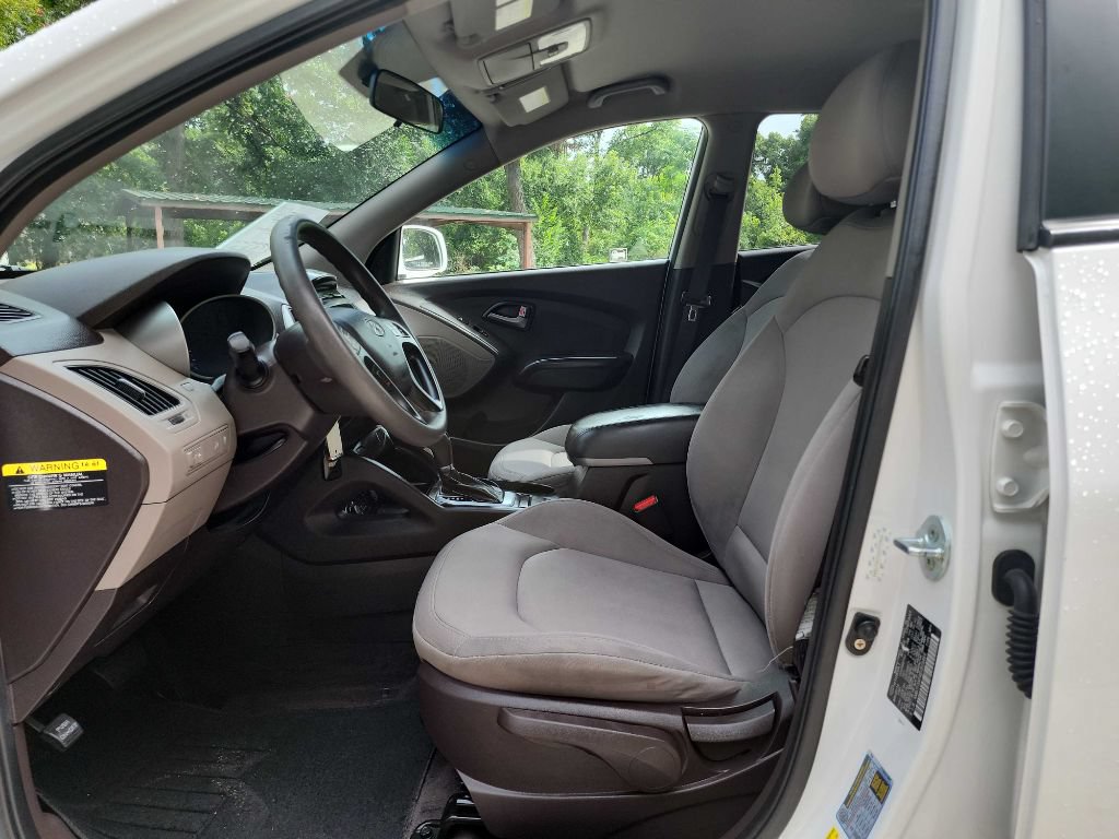 Used 2014 Hyundai Tucson GLS FWD image 11