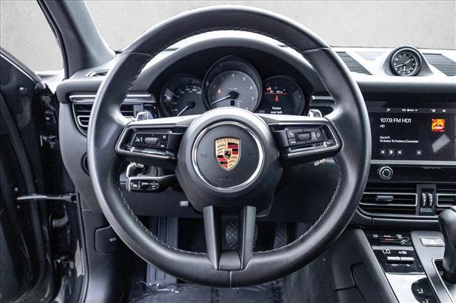 Used 2022 Porsche Macan S AWD/4WD image 13