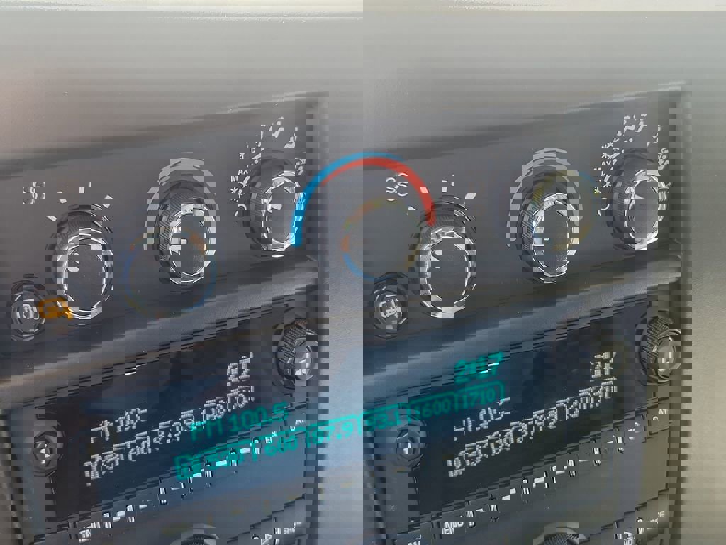 New 2025 GMC Savana 2500 Extended w/ Enhanced Convenience Package image 16