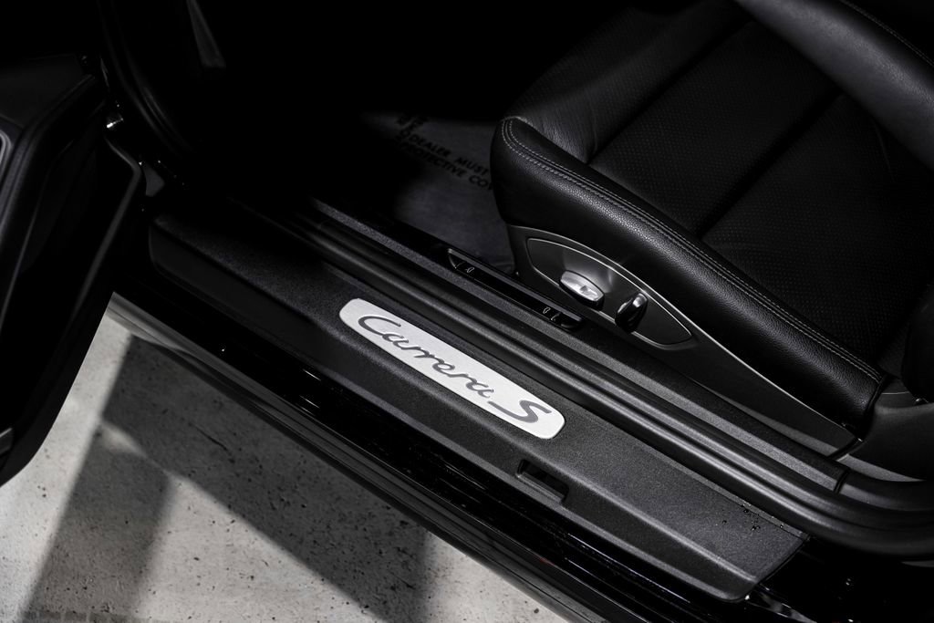 Used 2014 Porsche 911 Carrera S RWD image 23