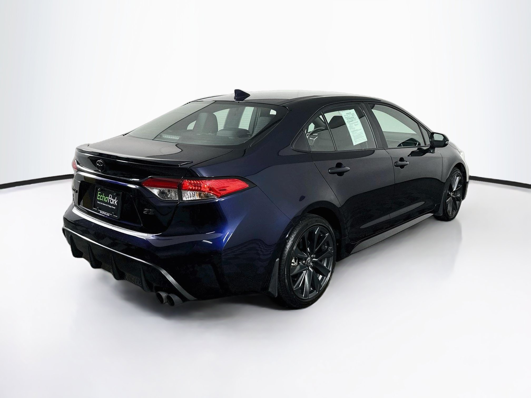 Used 2025 Toyota Corolla SE FWD image 9