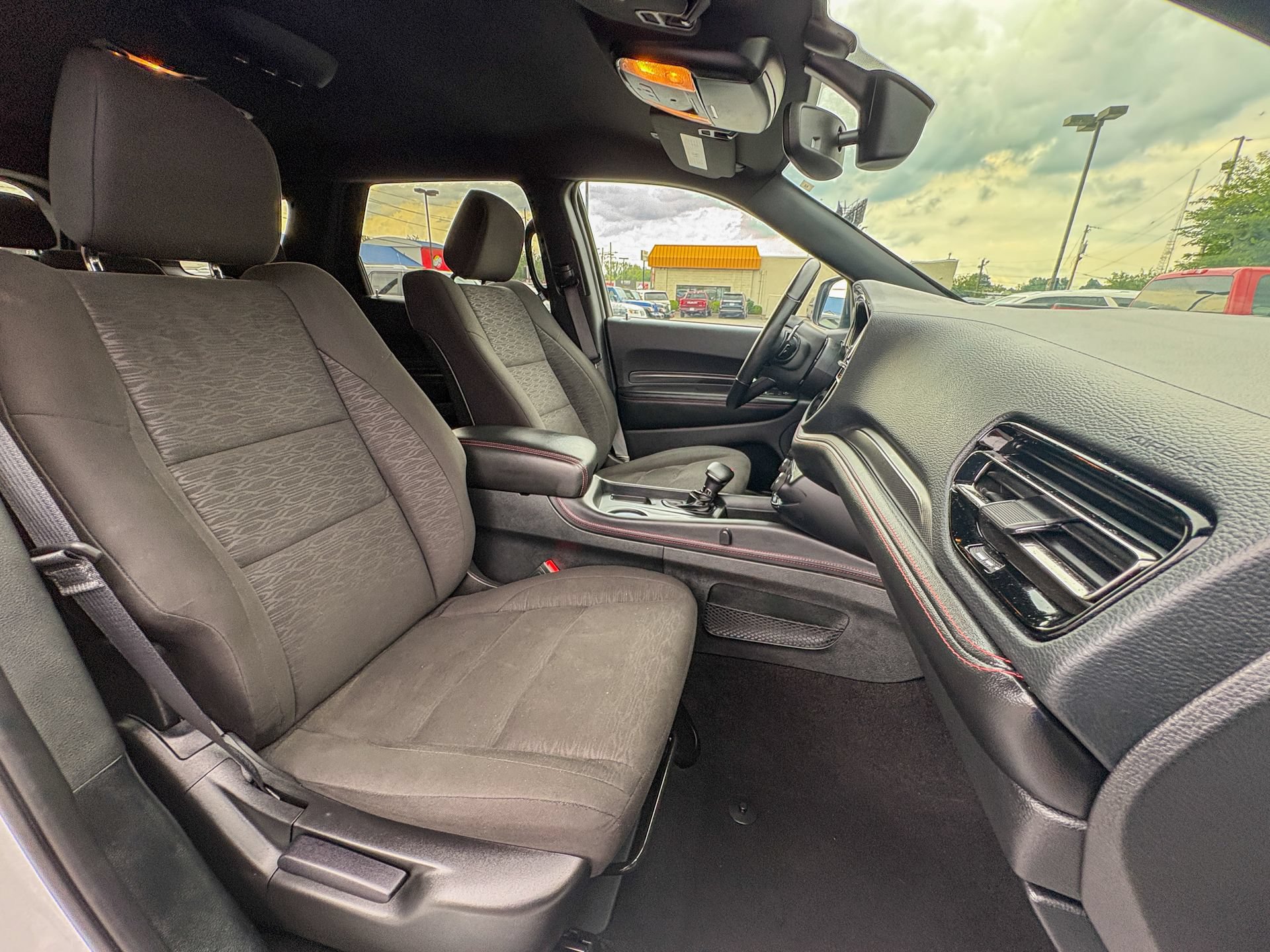 Used 2024 Dodge Durango GT AWD/4WD image 31
