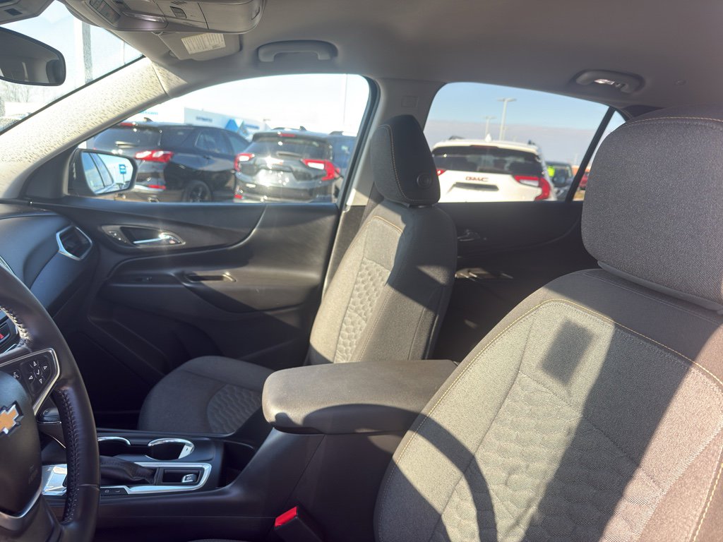 Used 2020 Chevrolet Equinox LT image 26