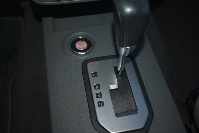 Used 2020 Nissan Frontier SV image 26