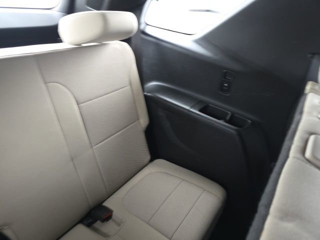 Used 2023 Chevrolet Traverse LS image 15