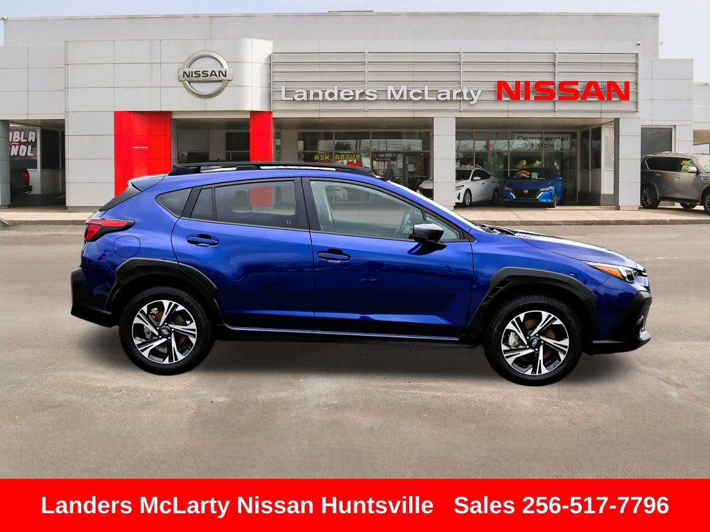Used 2024 Subaru Crosstrek 2.0i Premium AWD/4WD image 2