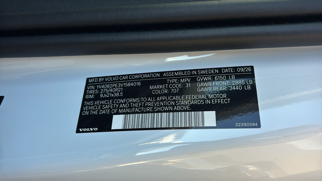 New 2027 Volvo XC90 B6 Plus AWD/4WD image 32