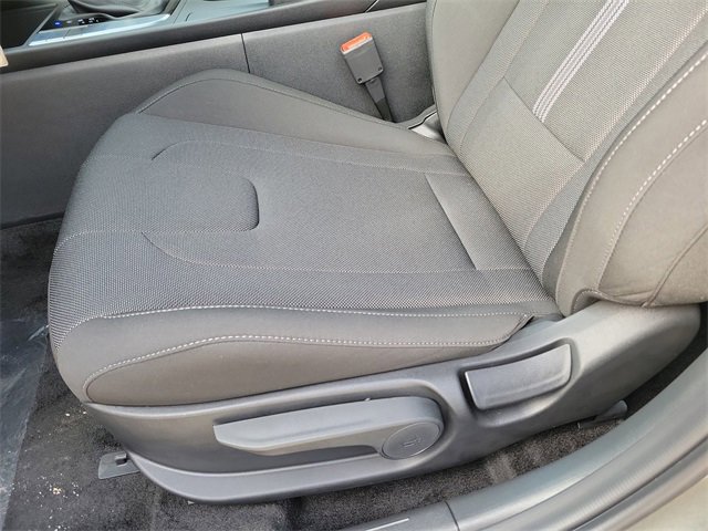 New 2025 Hyundai Elantra SE image 15