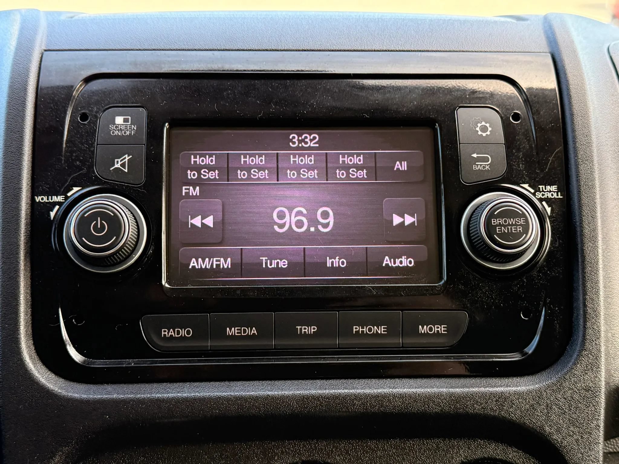Used 2021 RAM ProMaster 2500 FWD image 38