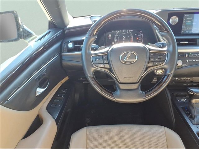 Used 2021 Lexus ES 250 w/ Premium Package image 5