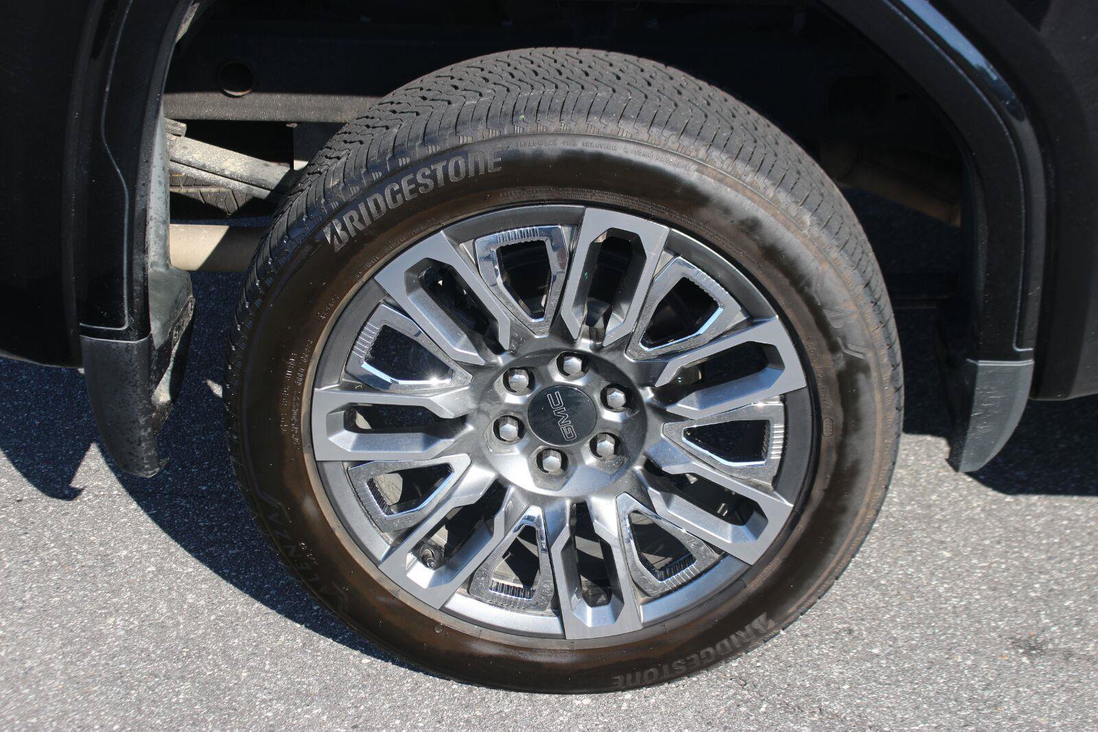 Used 2024 GMC Sierra 1500 Denali Ultimate AWD/4WD image 39