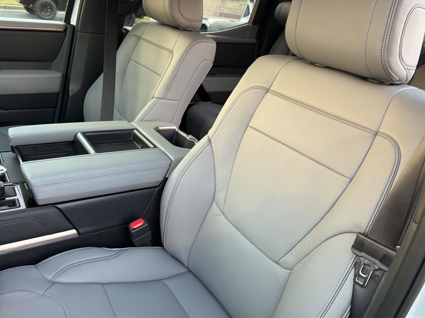 New 2026 Toyota Tundra Limited AWD/4WD image 29