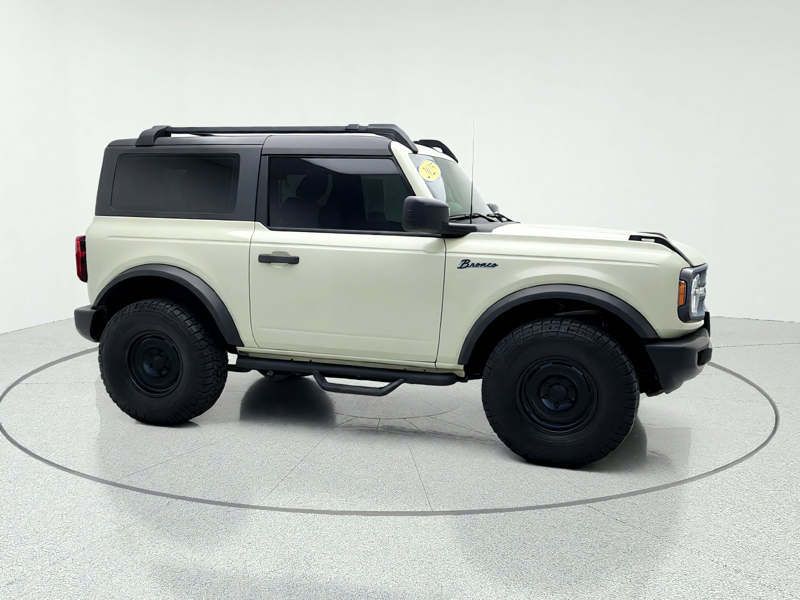 Used 2025 Ford Bronco 2-Door AWD/4WD image 10