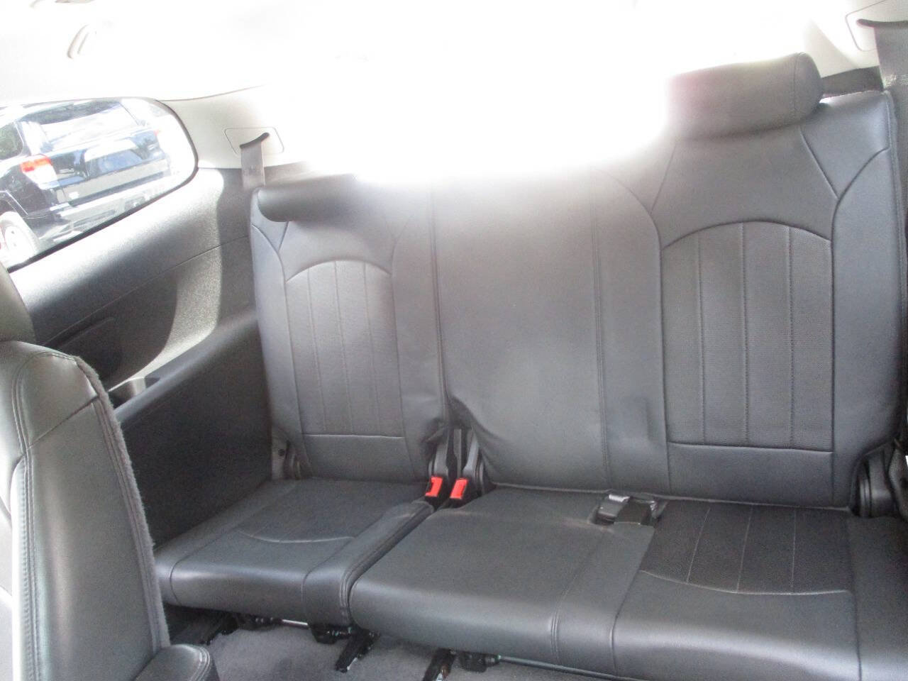 Used 2012 Buick Enclave Premium w/ Trailering Provision Package AWD/4WD image 32