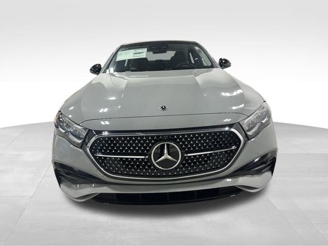 New 2026 Mercedes-Benz E 450 4MATIC Sedan image 2