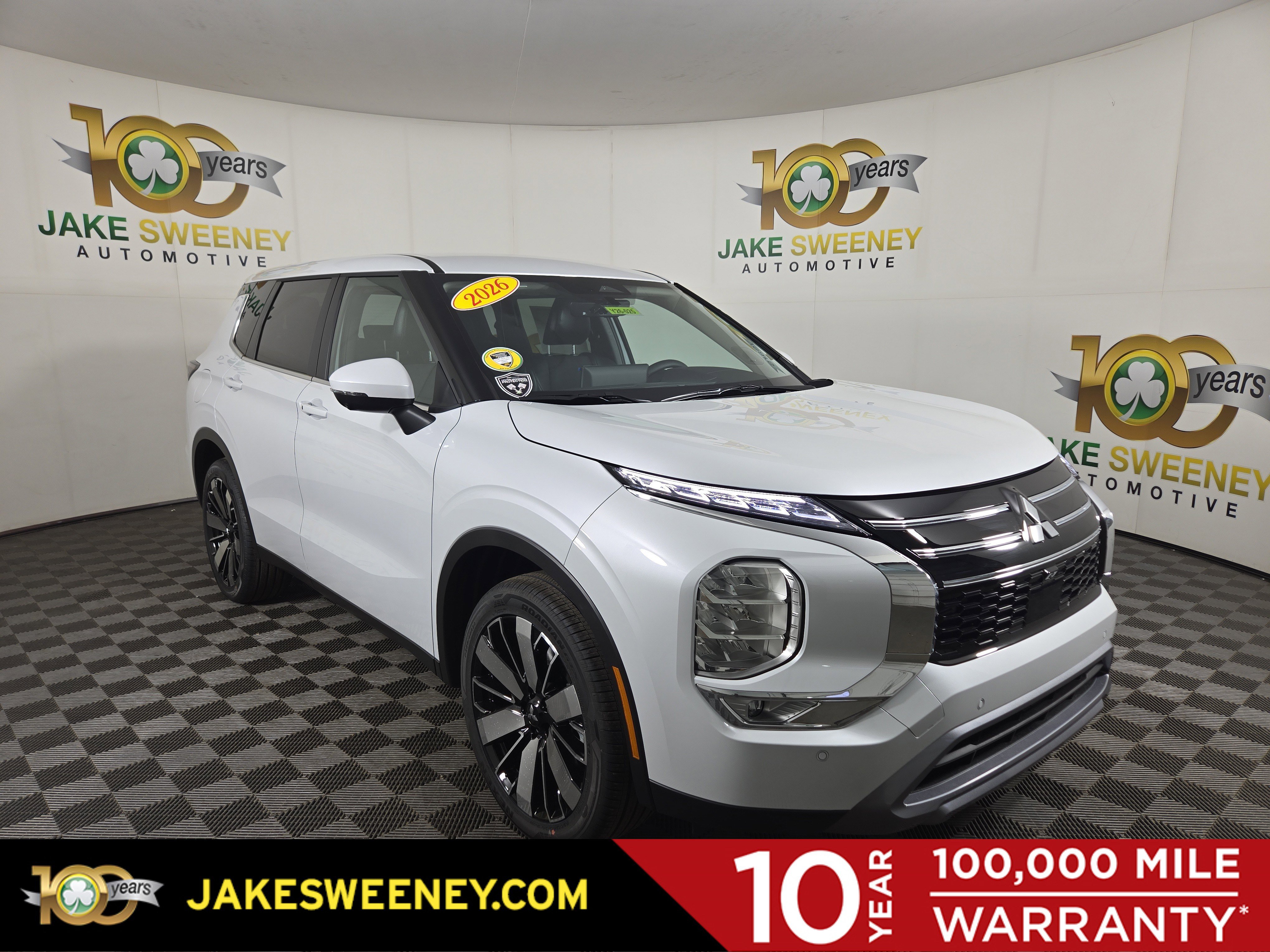 New 2026 Mitsubishi Outlander SE image 1