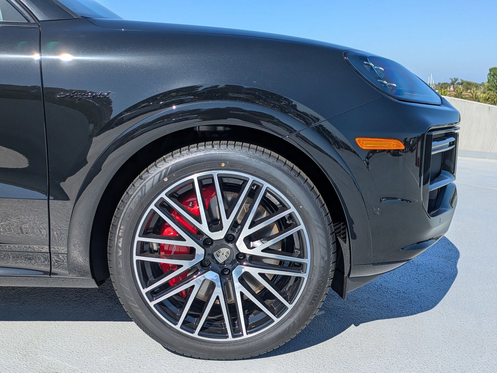 New 2025 Porsche Cayenne Turbo image 11