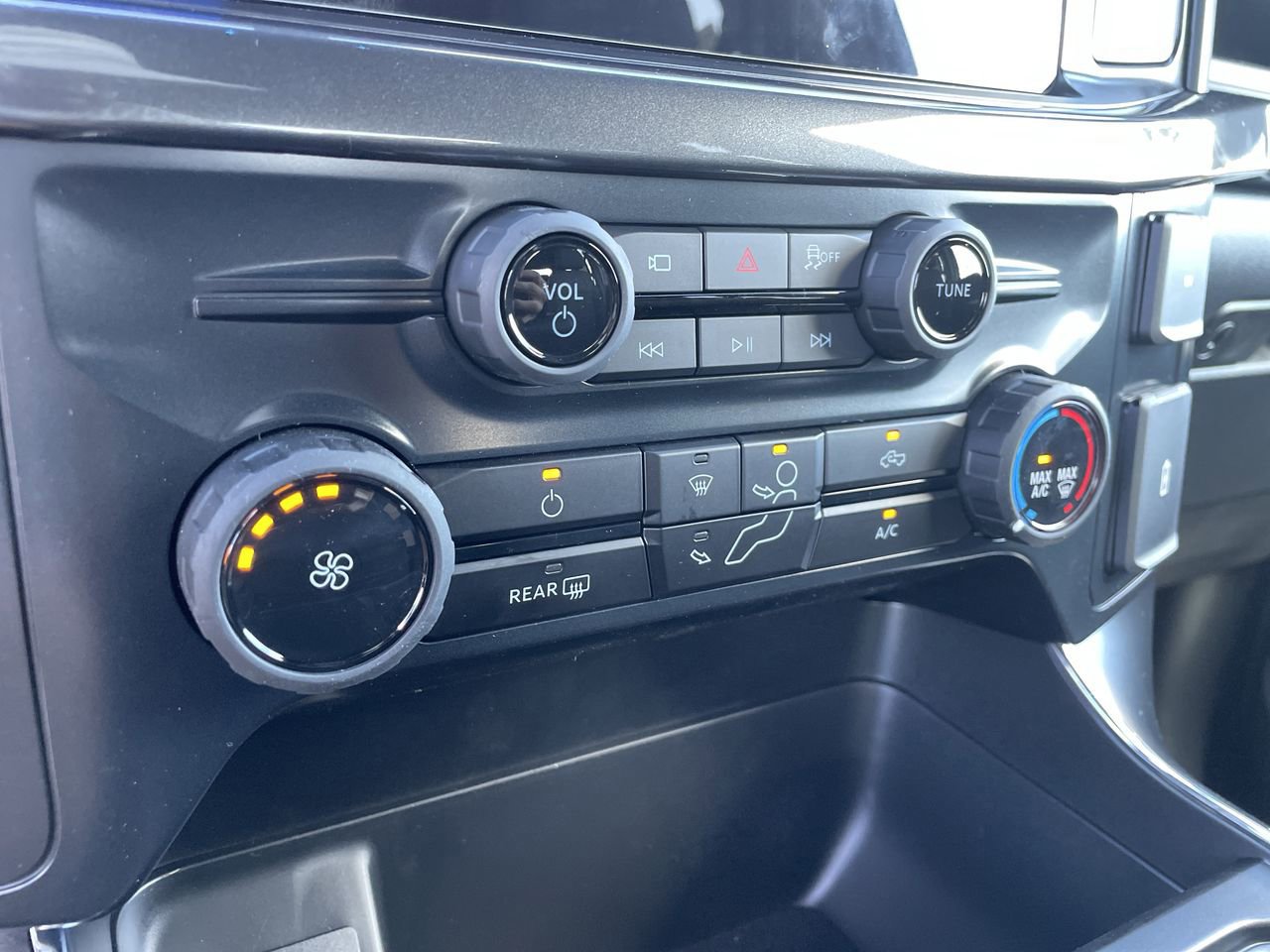 Used 2025 Ford F150 STX AWD/4WD image 22