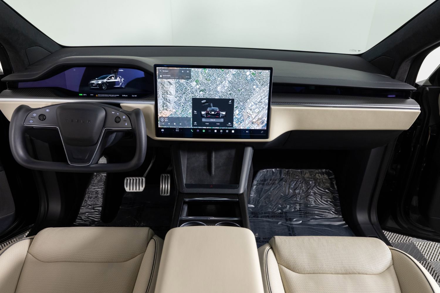 Used 2023 Tesla Model X Plaid image 37