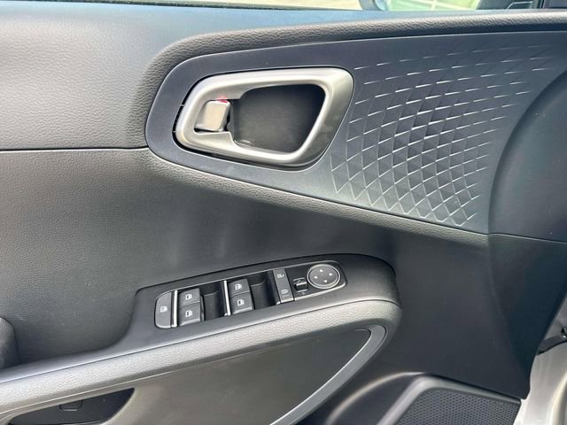 New 2025 Kia Soul EX image 21
