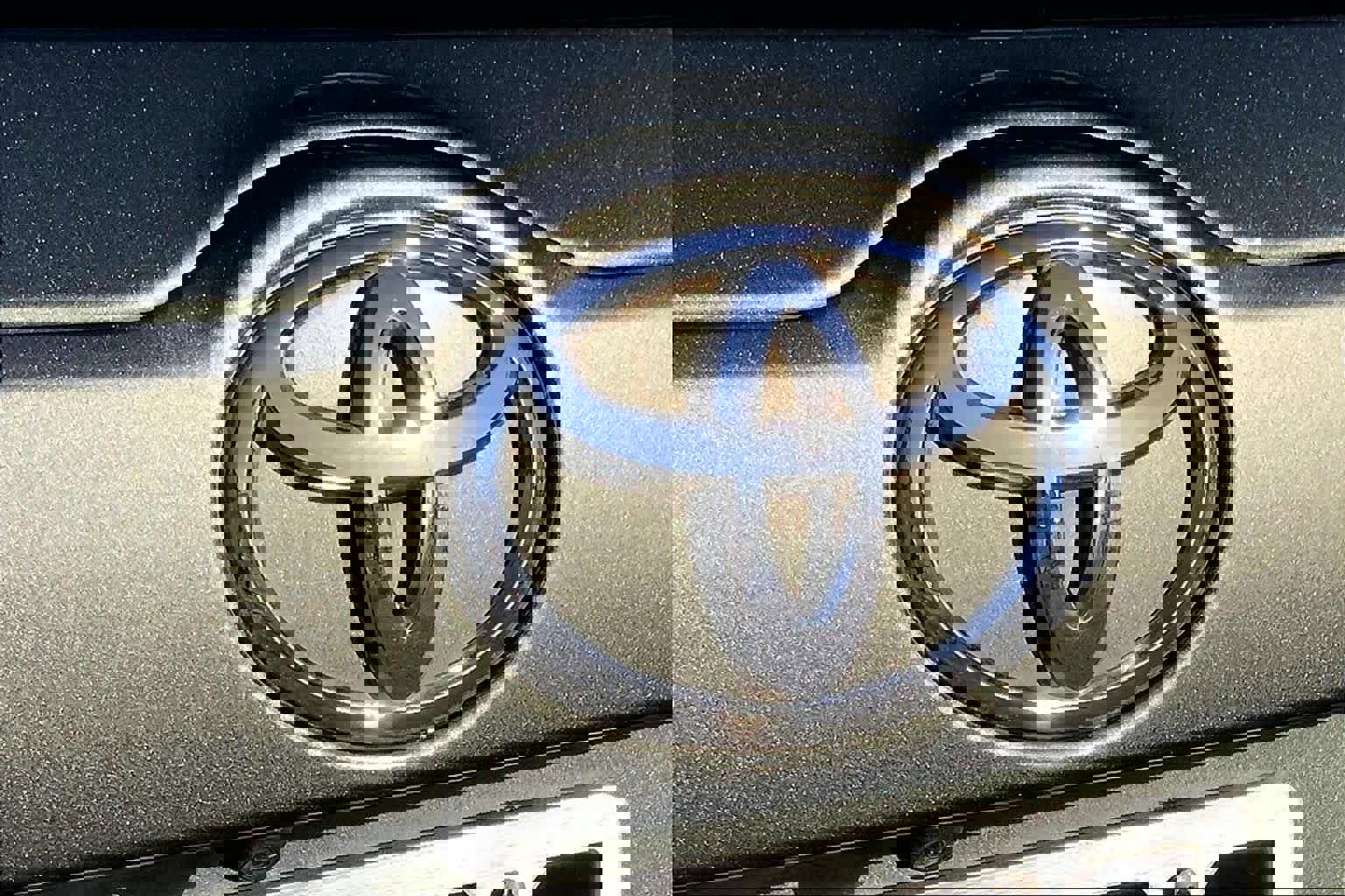 Used 2018 Toyota Highlander XLE image 9