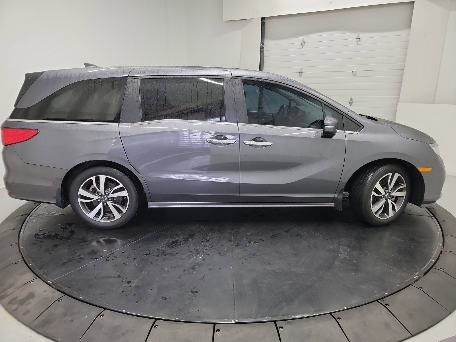 Used 2023 Honda Odyssey Touring image 11