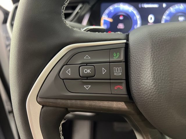 New 2026 Jeep Grand Cherokee Altitude AWD/4WD image 16