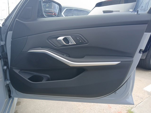 New 2026 BMW 330i Sedan w/ M Sport Package RWD image 12
