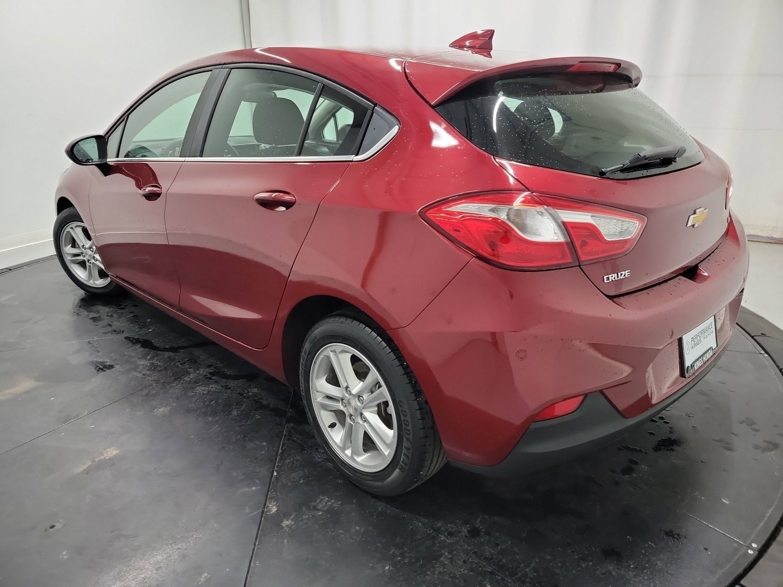 Used 2018 Chevrolet Cruze LT w/ Convenience Package image 8