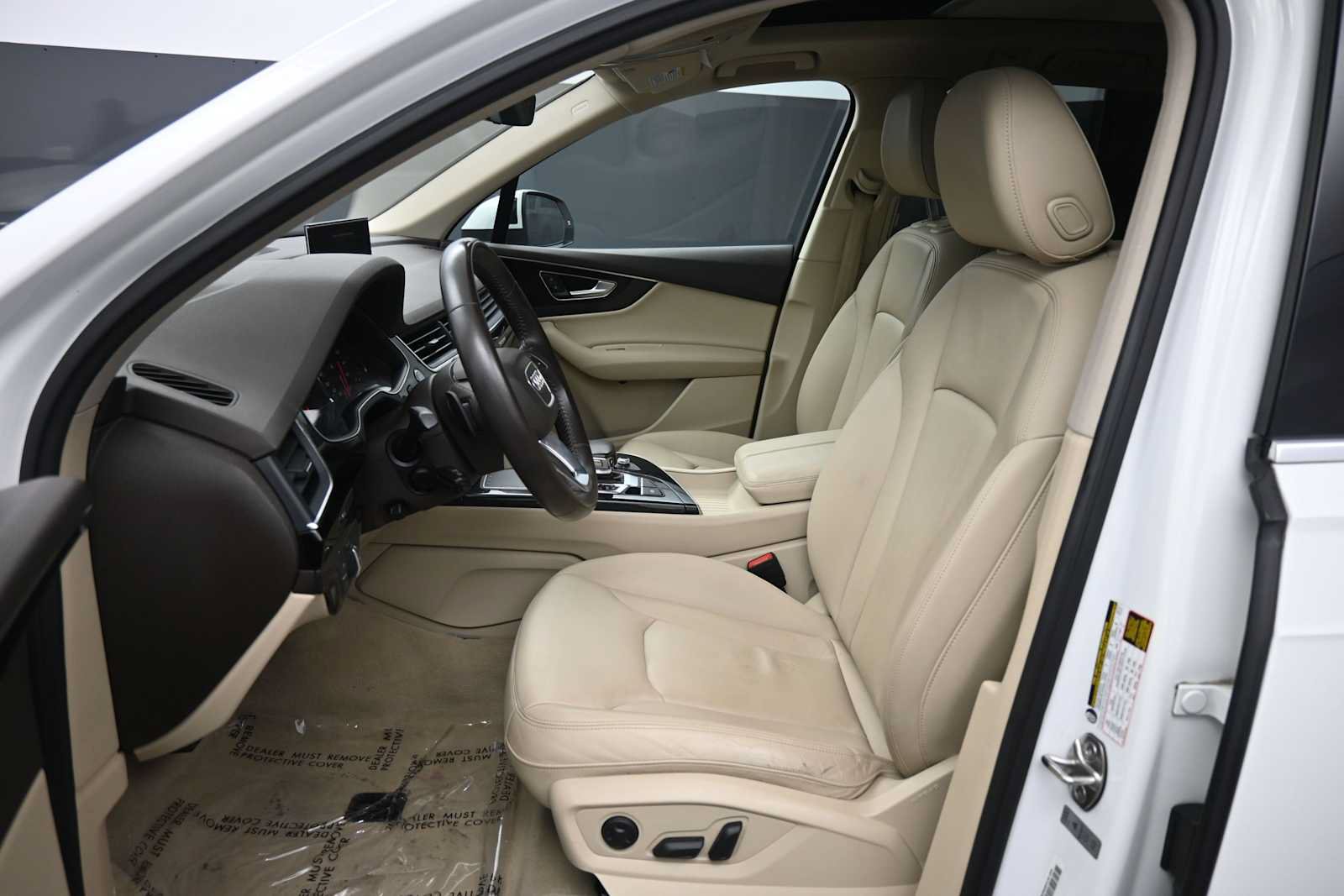 Used 2019 Audi Q7 3.0T Premium w/ Convenience Package AWD/4WD image 19
