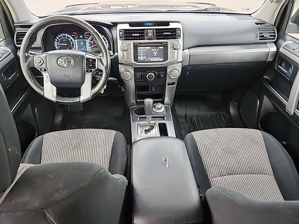 Used 2014 Toyota 4Runner SR5 AWD/4WD image 31