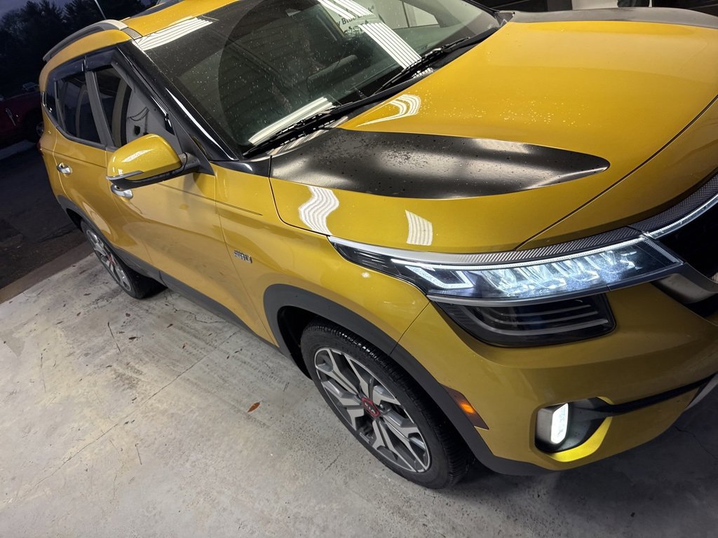 Used 2021 Kia Seltos SX w/ SX Sunroof Package