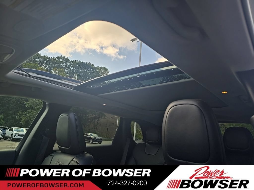 Used 2022 Jeep Cherokee Limited w/ Elite Package AWD/4WD image 12