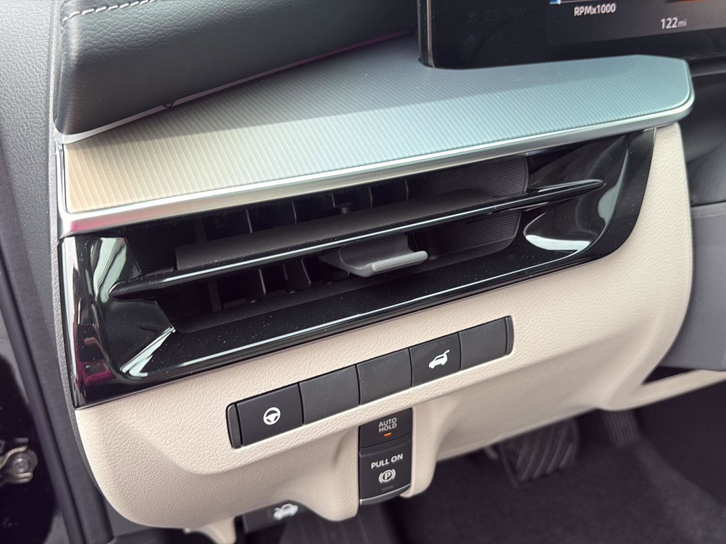 New 2026 Nissan Murano SL AWD/4WD image 15