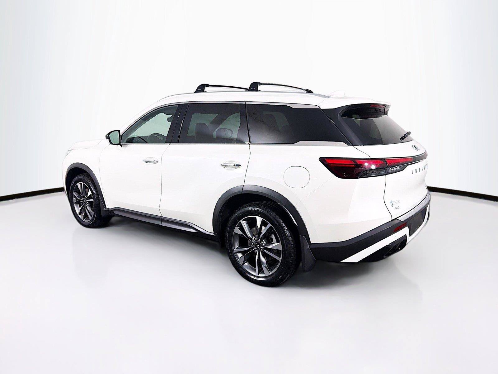 Used 2023 INFINITI QX60 Luxe w/ Cargo Package AWD/4WD image 9