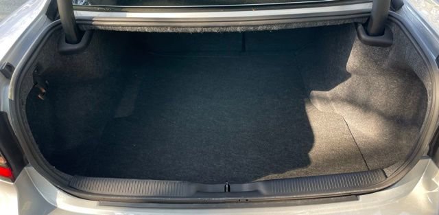 Used 2023 Dodge Charger R/T w/ Blacktop Package image 17