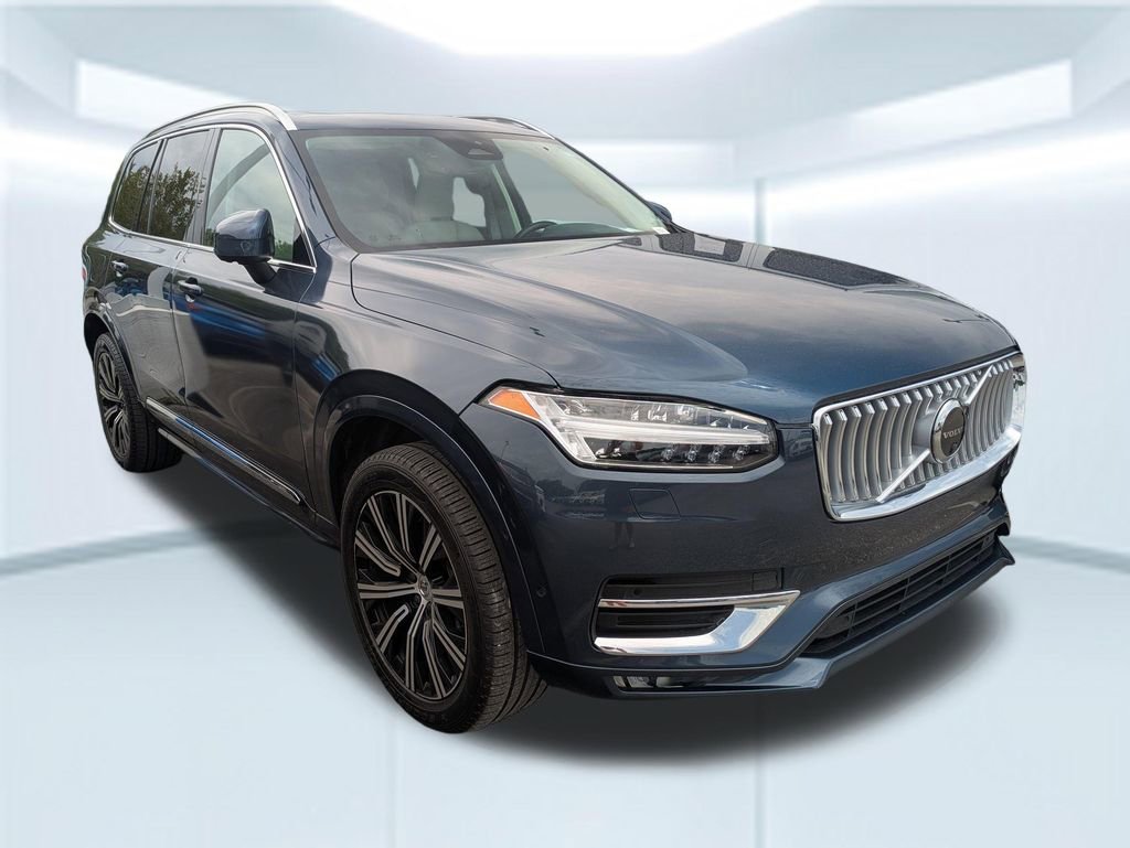 Used 2023 Volvo XC90 B6 Plus AWD/4WD image 3