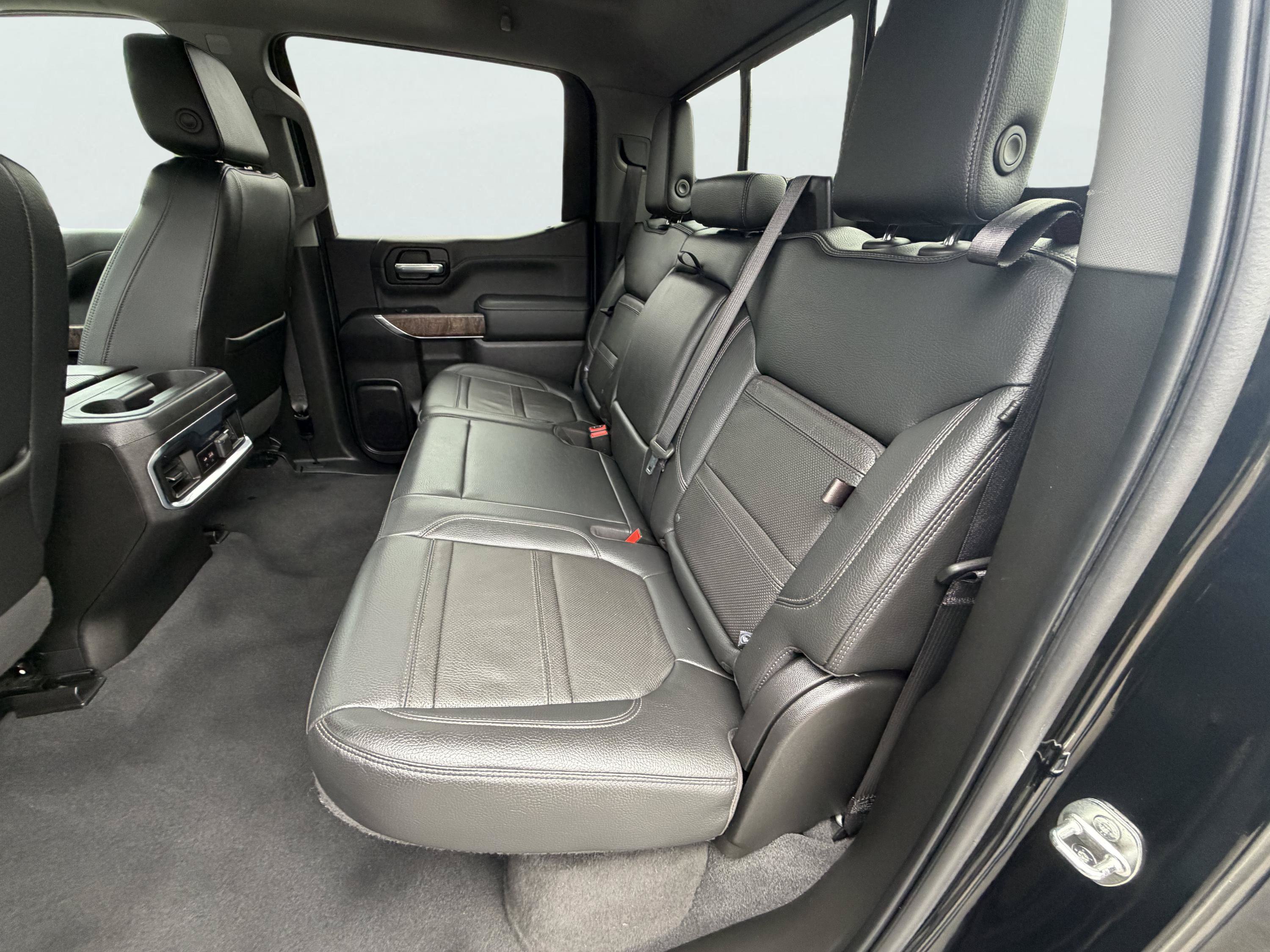Used 2022 GMC Sierra 1500 Denali w/ Denali Premium Package AWD/4WD image 13