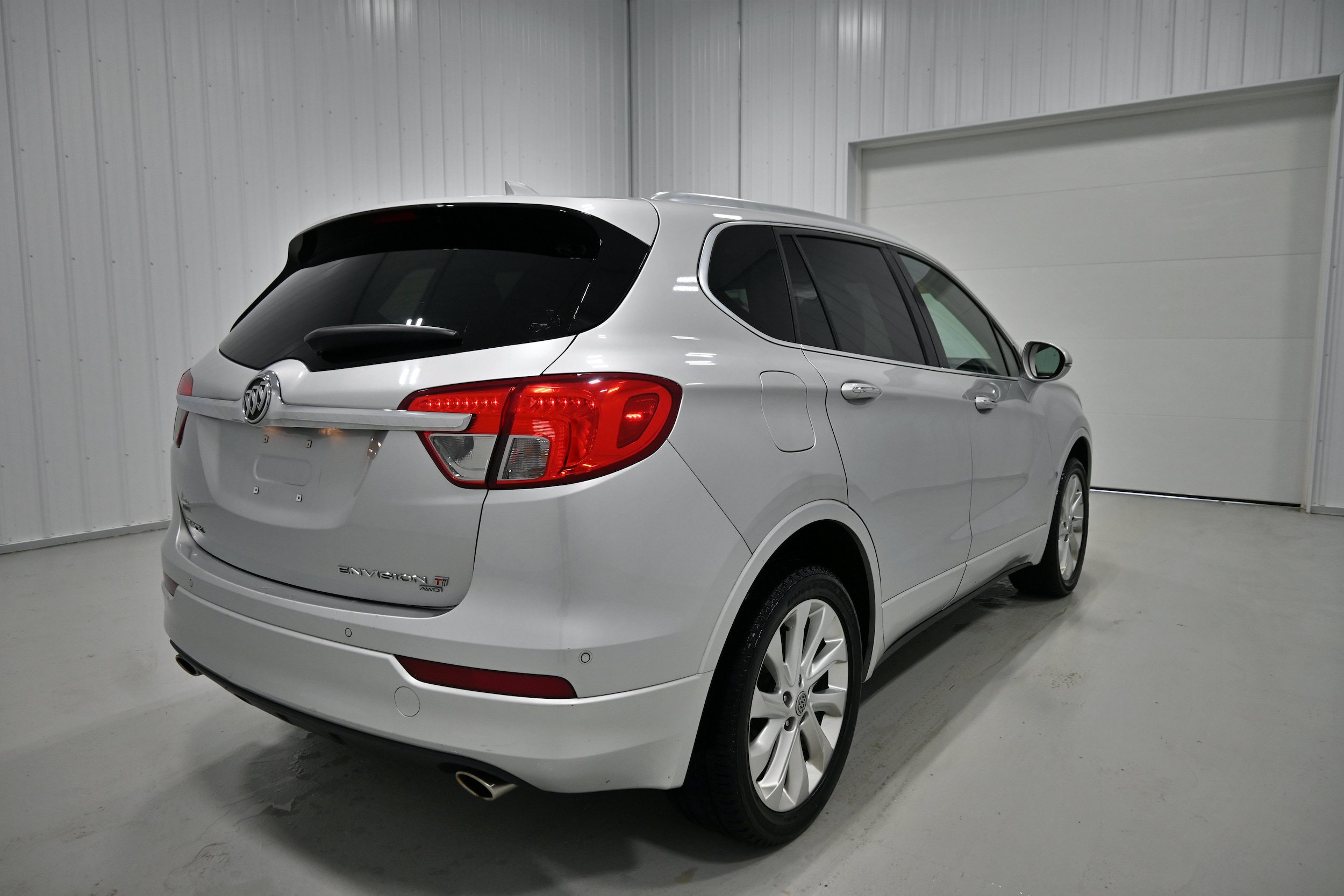 Used 2017 Buick Envision Premium AWD/4WD image 37