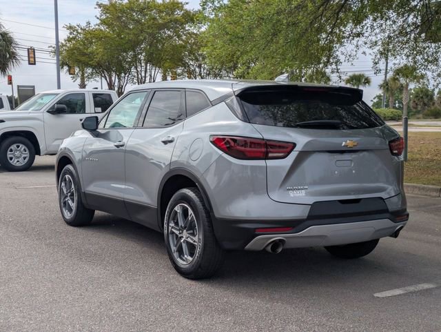 Used 2025 Chevrolet Blazer LT image 5
