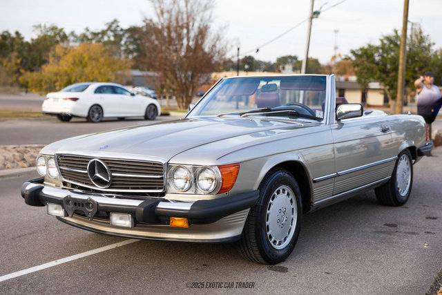 Used 1987 Mercedes-Benz 560 SL image 13