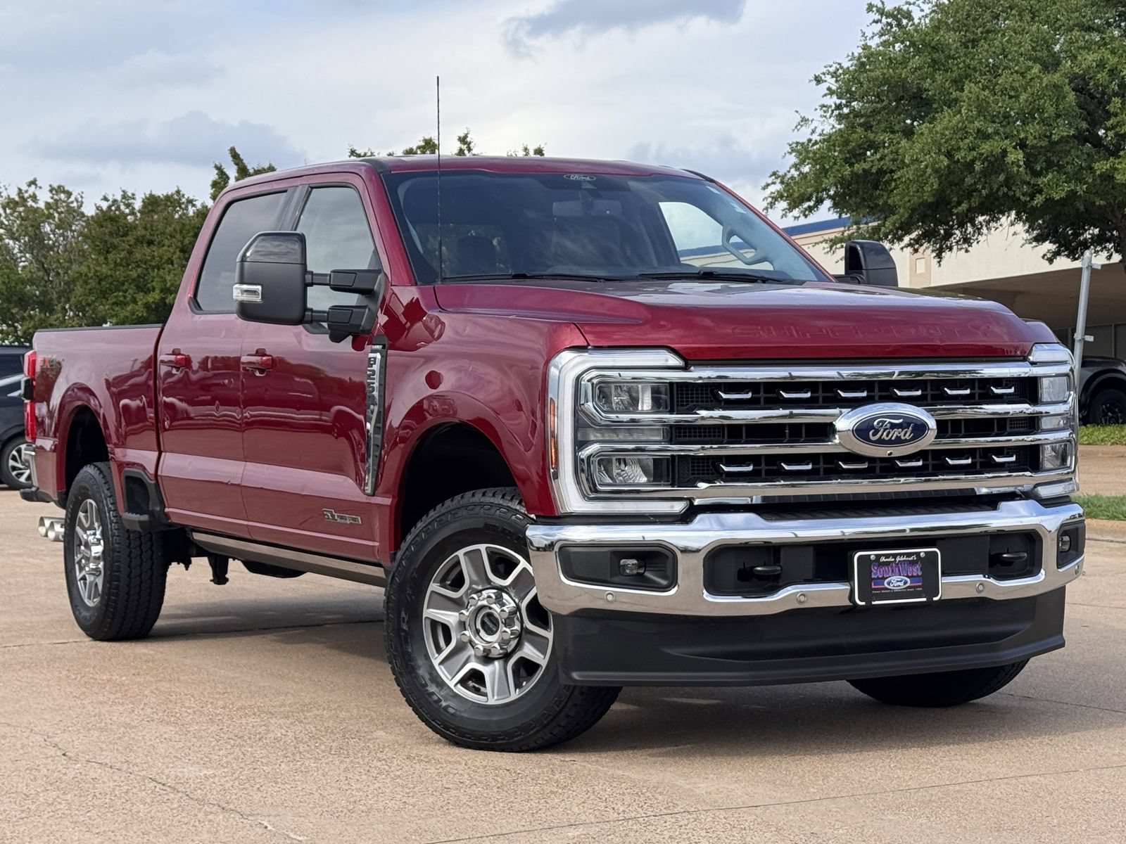 Used 2025 Ford F250 Lariat w/ Lariat Ultimate Package AWD/4WD image 2