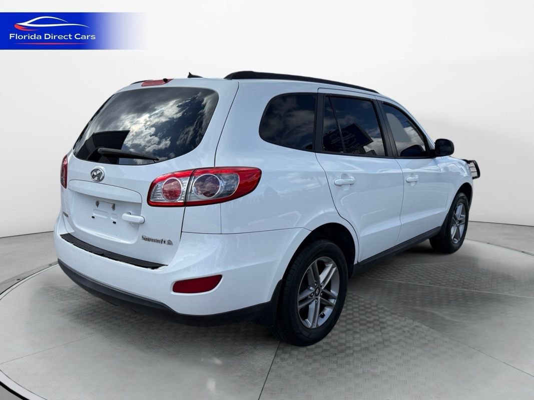 Used 2011 Hyundai Santa Fe GLS image 5